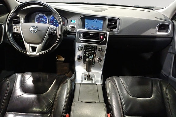 Volvo V60 11 of 18