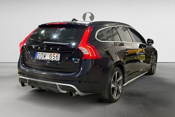 Volvo V60 7 of 18