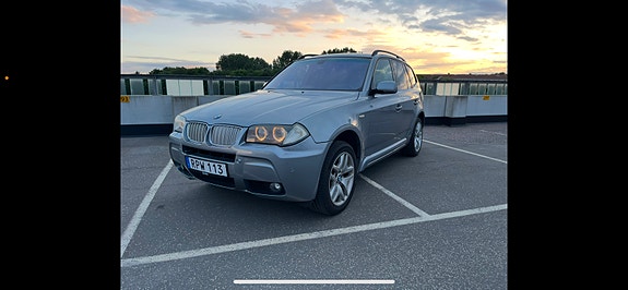 BMW X3 2 of 9