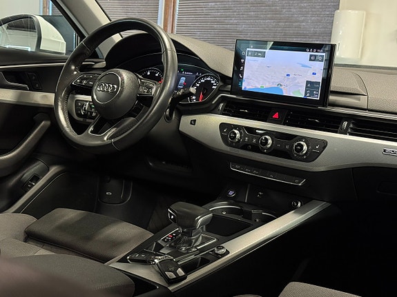 Audi A4 13 of 27