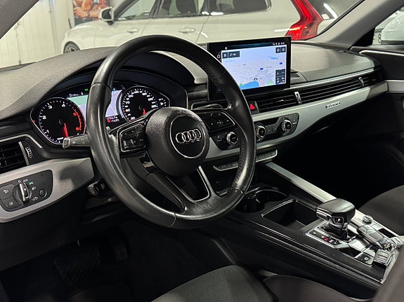 Audi A4 12 of 27