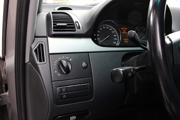 Mercedes-Benz Vito 122 13 of 30