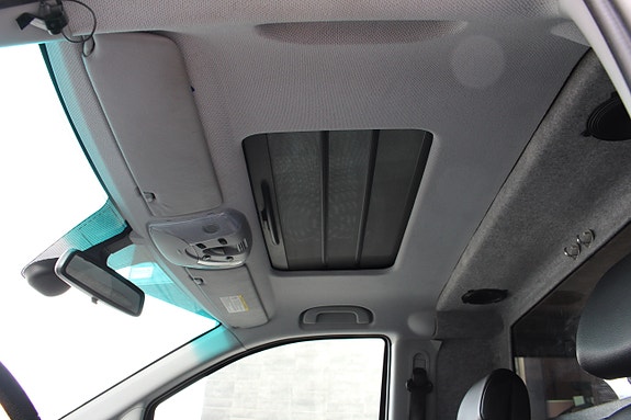 Mercedes-Benz Vito 122 17 of 30