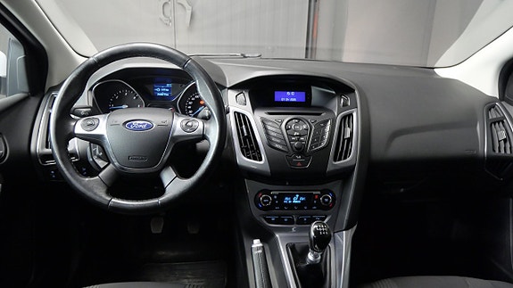 Ford Focus 3 of 5