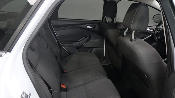 Ford Focus 8 of 20