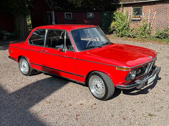 BMW 1602 5 of 5