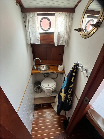 Nauticat 33 säljs 2 of 10
