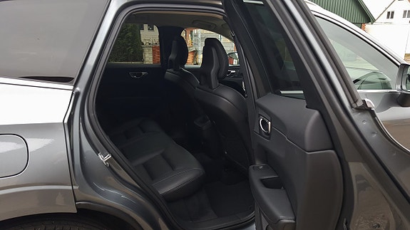 Volvo XC60 9 of 26