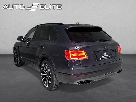 Bentley Bentayga 3 of 5
