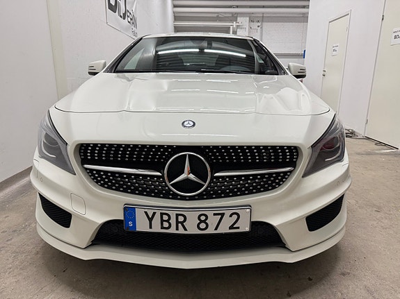 Mercedes-Benz CLA220 d 3 of 5