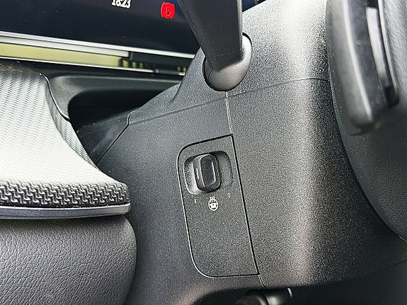 Mercedes-Benz V300 17 of 30