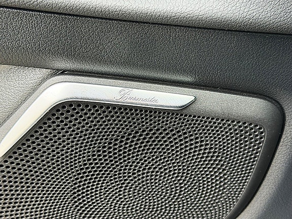 Mercedes-Benz V300 27 of 30