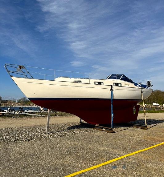 Hallberg Rassy Monsun 31 3 of 5