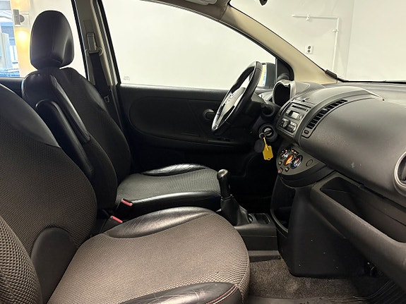 Nissan Note 12 of 14