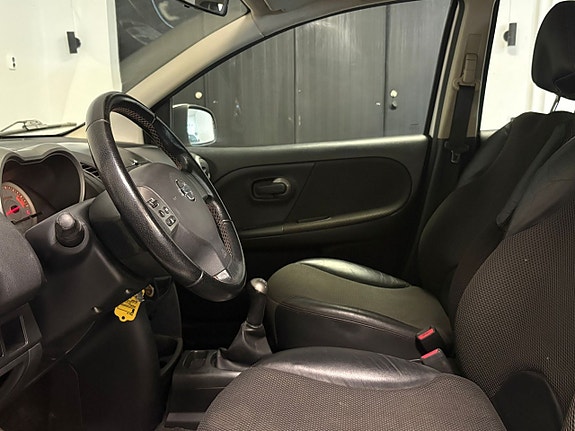 Nissan Note 7 of 14