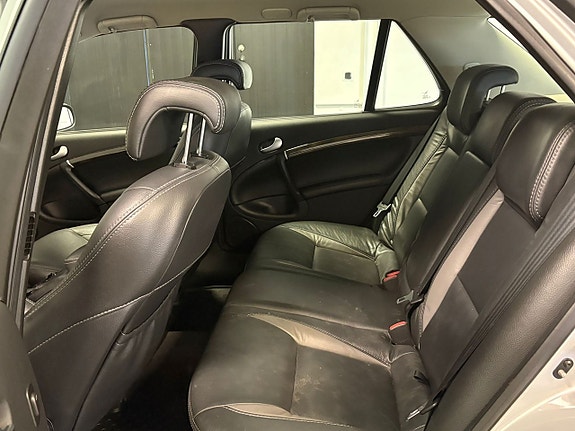 Saab 9-5 8 of 18