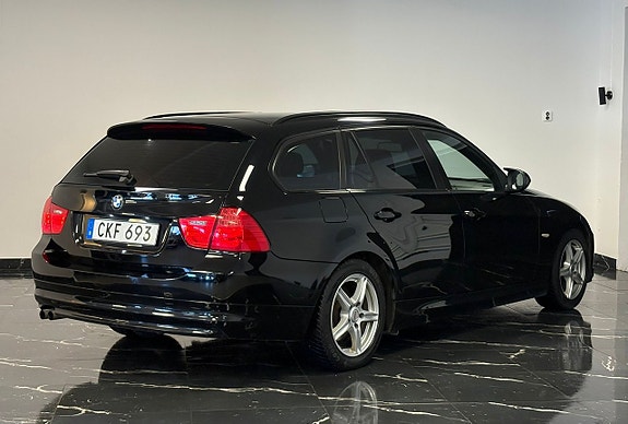 BMW 325i 6 of 17