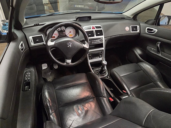 Peugeot 307 CC 8 of 10