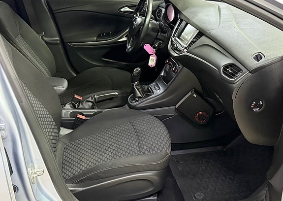Opel Astra 12 of 13
