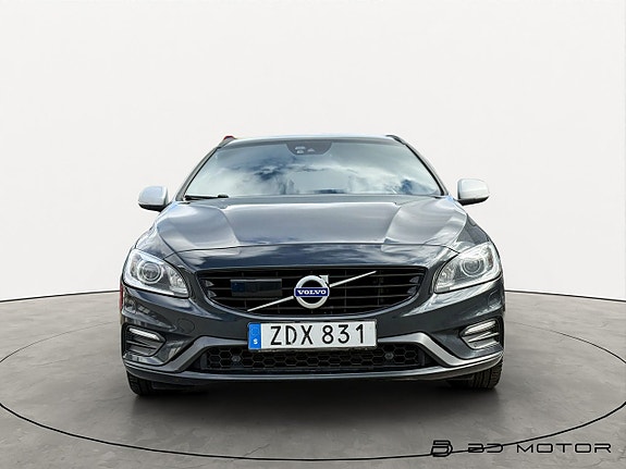 Volvo V60 4 of 5