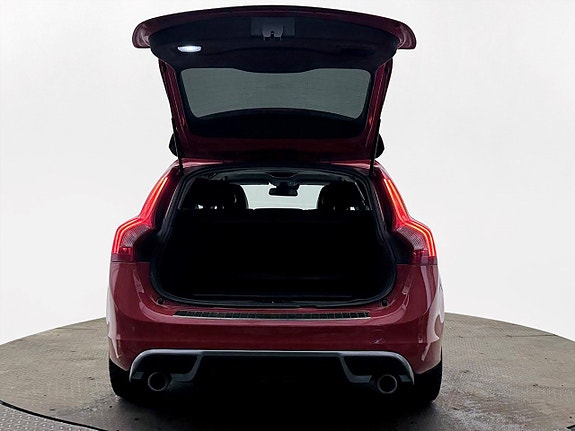 Volvo V60 6 of 27