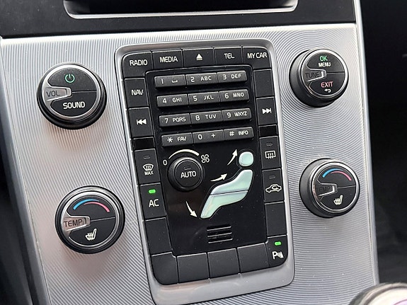 Volvo V60 23 of 27