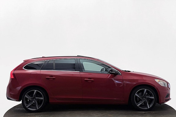 Volvo V60 3 of 5