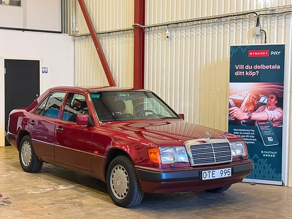 Mercedes-Benz 300 CD 5 of 25