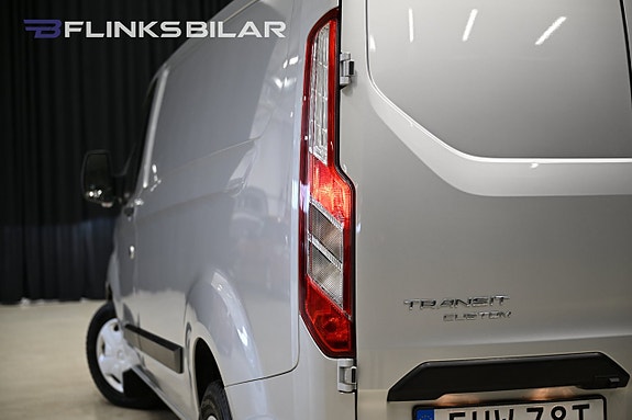Ford Transit Custom 10 of 26