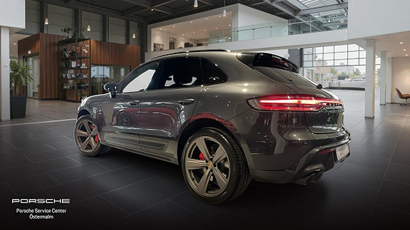 Porsche Macan GTS 2 of 5