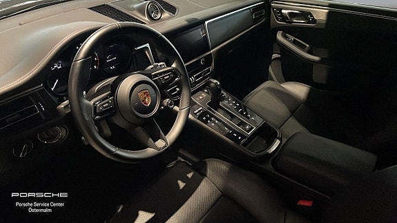 Porsche Macan GTS 3 of 5