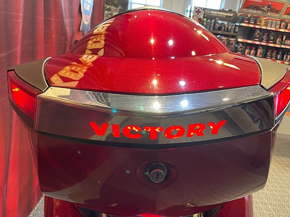 Victory VISION TOUR 8 of 22
