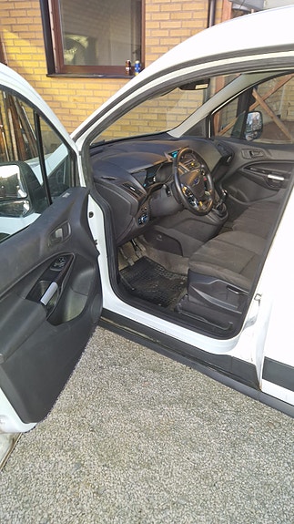 Ford Transit Connect 2 of 5