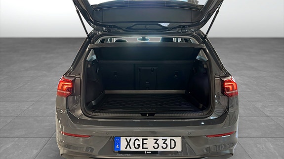 Volkswagen Golf VIII 13 of 18