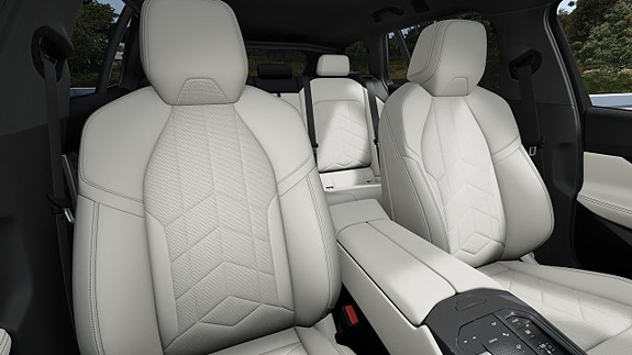 BMW 530e 10 of 13