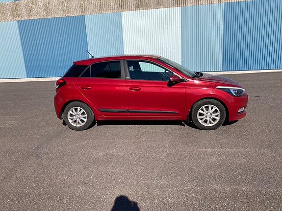 Hyundai i20 4 of 5