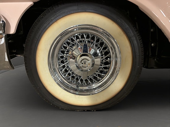 DeSoto Fireflite 20 of 23