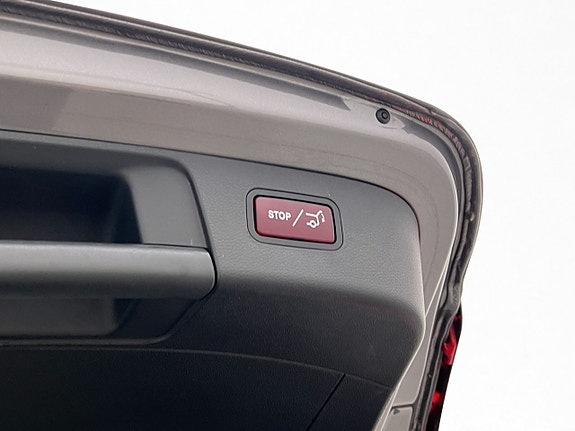 Mercedes-Benz GLA220 23 of 30