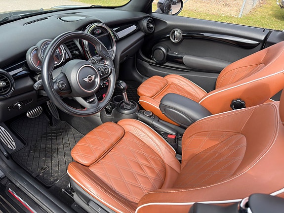 MINI John Cooper Works 7 of 15