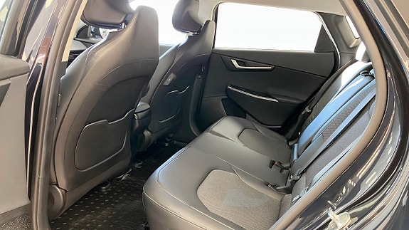 Kia EV6 9 of 12