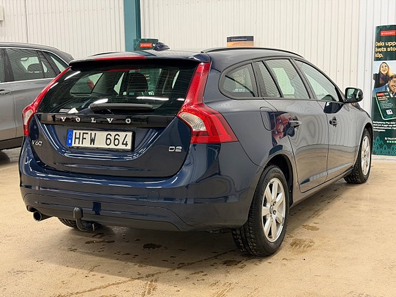 Volvo V60 7 of 18