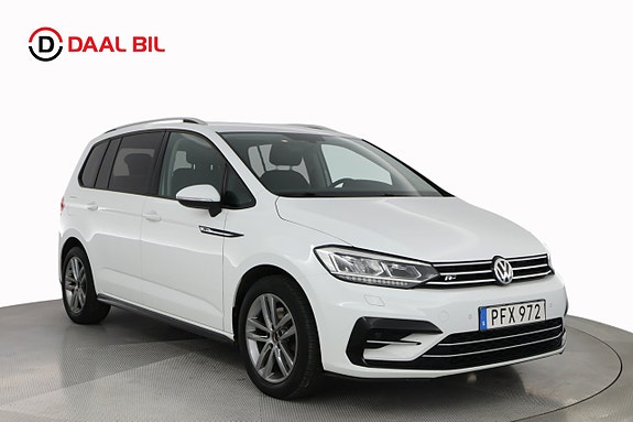 Volkswagen Touran 3 of 5