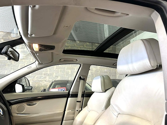 BMW 530d 23 of 25