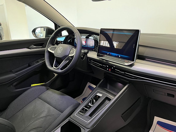 Volkswagen Golf I 9 of 16