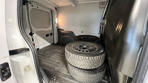 Renault Kangoo Express 11 of 16