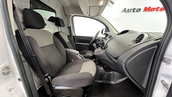 Renault Kangoo Express 12 of 16