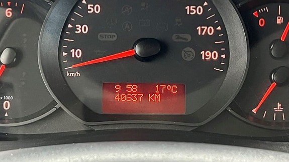 Renault Kangoo Express 14 of 16
