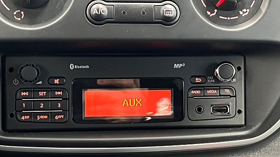 Renault Kangoo Express 15 of 16