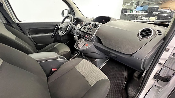 Renault Kangoo Express 13 of 16