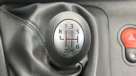 Renault Kangoo Express 16 of 16